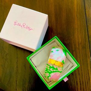 Lily Pulitzer vintage cuff lucite bracelet.